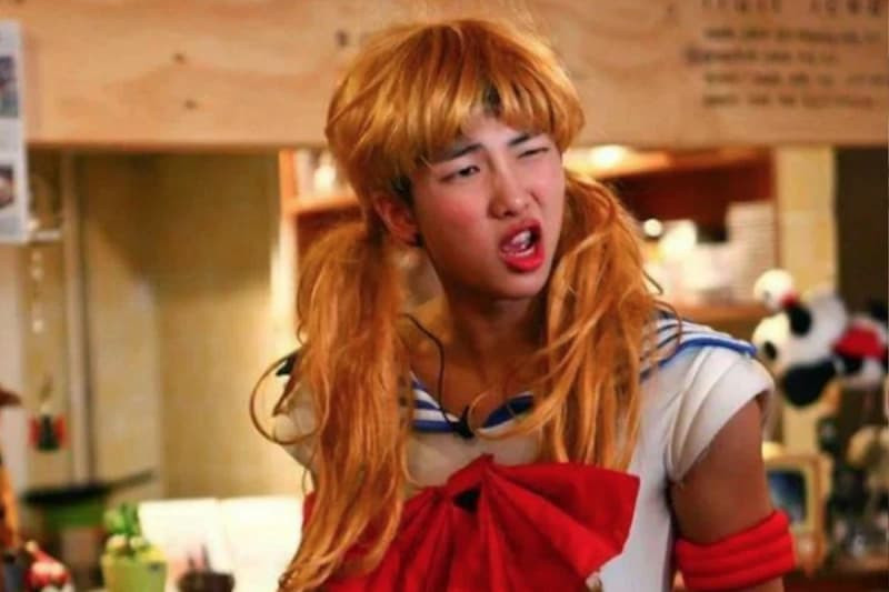 Khoảnh khắc ngộ nghĩnh của các thành viên BTS