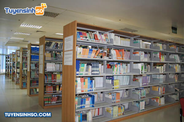 Không gian thư viện hiện đại của Khoa Ngoại ngữ TNU