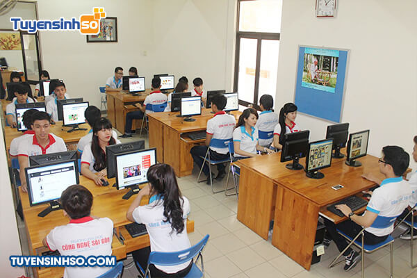 Khu vực học tập và nghiên cứu yên tĩnh tại Đại học Công nghệ Sài Gòn