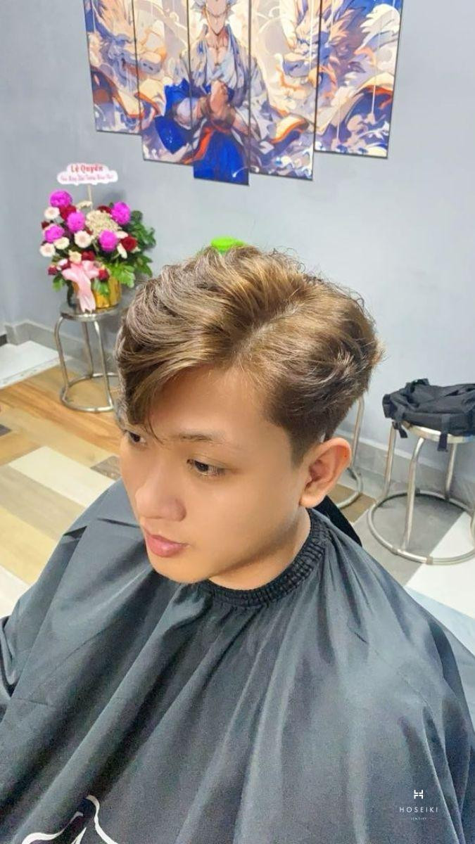Kiểu tóc Side Part 7/3 chuẩn soái ca học đường