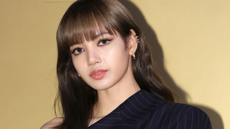 Lisa BlackPink thể hiện thần thái