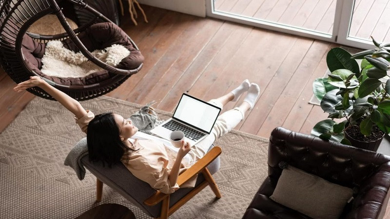 Lợi ích của lối sống Low key: sự an toàn và tập trung