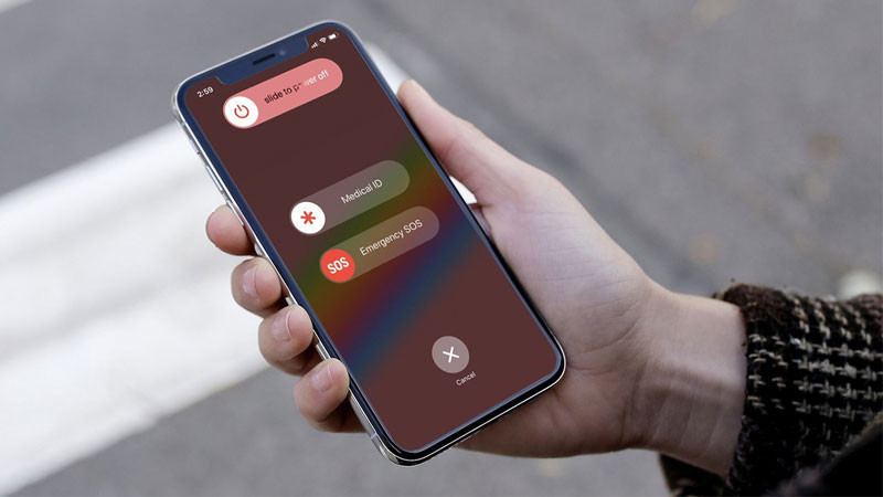 Màn hình điện thoại di động hiển thị chức năng gọi khẩn cấp SOS