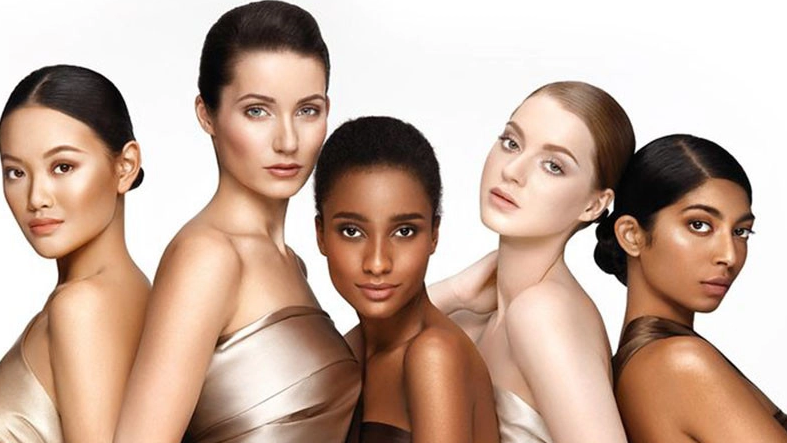 Bang mau sac phu hop nhat voi nguoi co tong da am