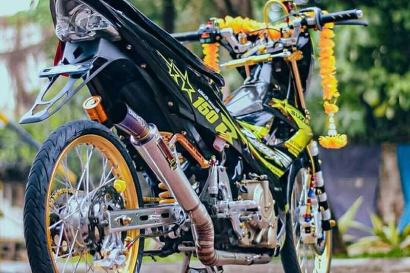 Mẫu xe độ Bobber tối giản và mạnh mẽ