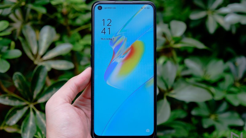 Minh họa nhược điểm góc nhìn hạn chế hoặc hiện tượng bóng mờ trên màn hình LCD