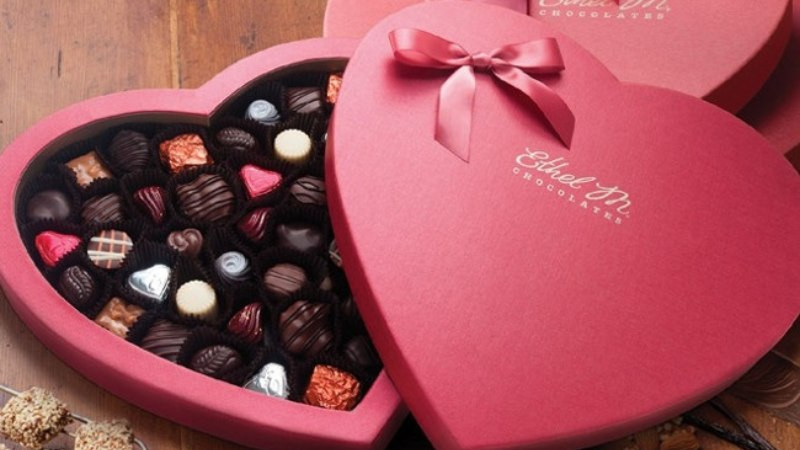 Món quà socola handmade thể hiện sự chân thành dành tặng người yêu dịp Valentine