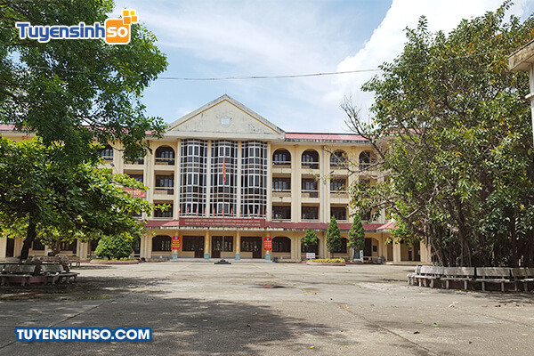 Một công trình kiến trúc trong khuôn viên Cao đẳng Sư phạm Bắc Ninh