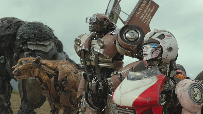 Một robot biến hình đang chuyển đổi