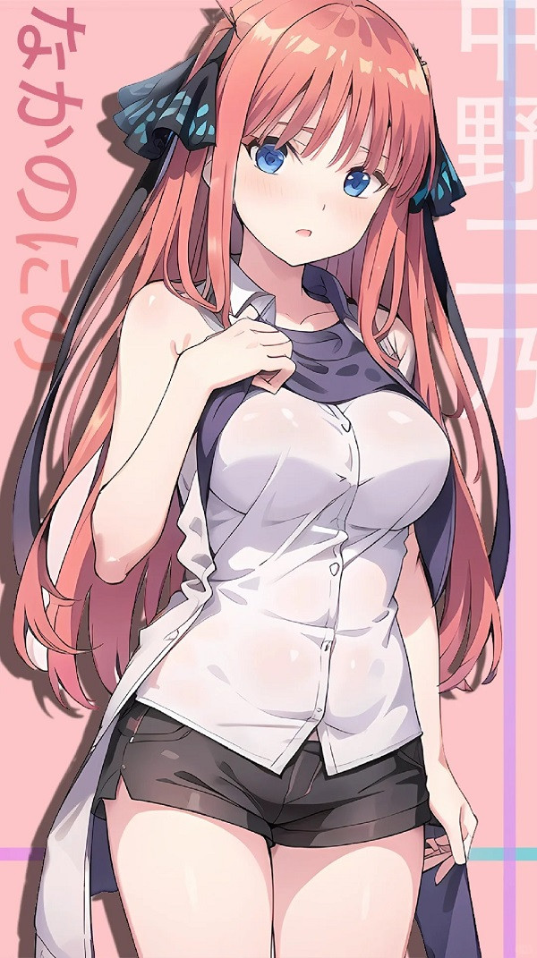 Nakano Nino tạo dáng đáng yêu giữa khung cảnh mùa xuân