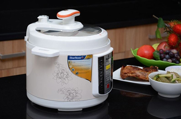Nấu ăn siêu tốc với nồi áp suất điện, tiết kiệm đáng kể thời gian và điện năng cho gia đình bận rộn