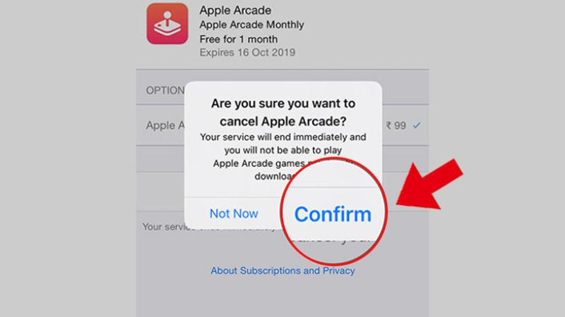 Nhấn 'Confirm' (Xác nhận) để hoàn tất hủy đăng ký Apple Arcade trên iPhone/iPad