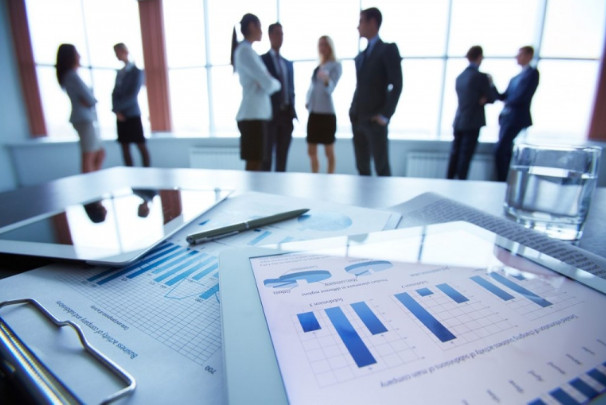 Nhóm làm việc hiệu quả trong ngành quản trị kinh doanh