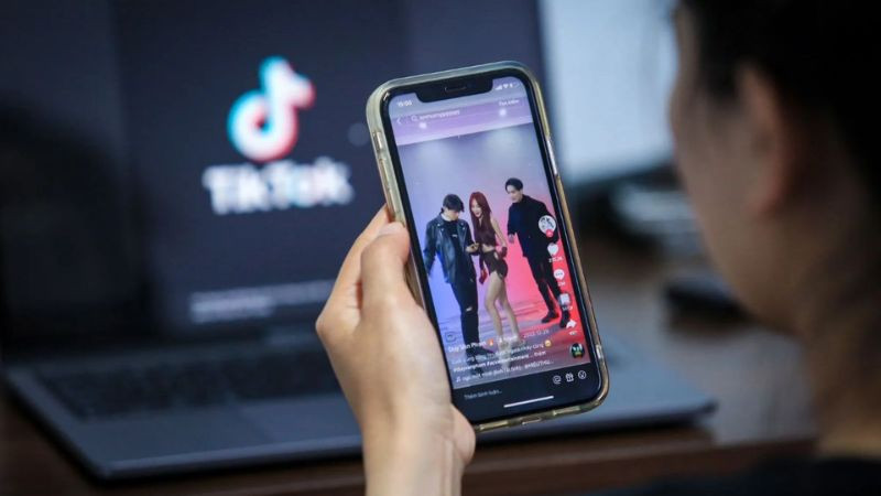 Nội dung nhảm nhí, vô tri trên TikTok có thể là biểu hiện trẻ trâu