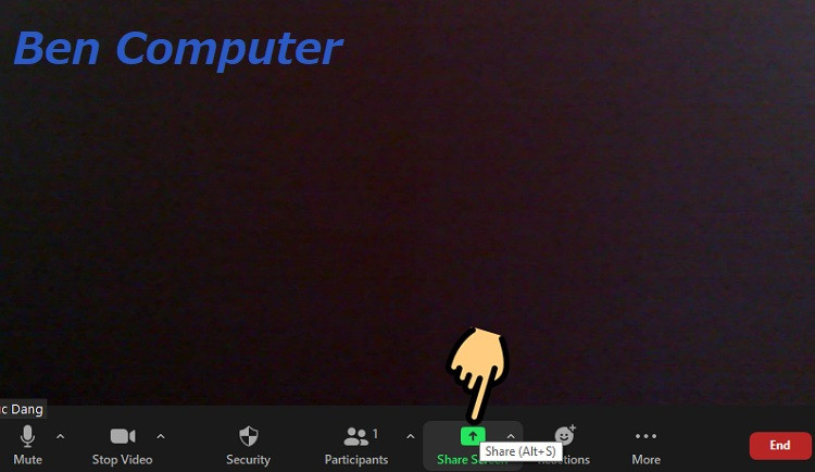 Nút Chia sẻ màn hình trên giao diện cuộc họp Zoom, giúp trình bày nội dung dễ dàng