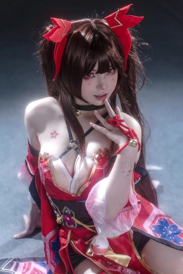 Outfit cosplay anime girl với chi tiết siêu tinh tế