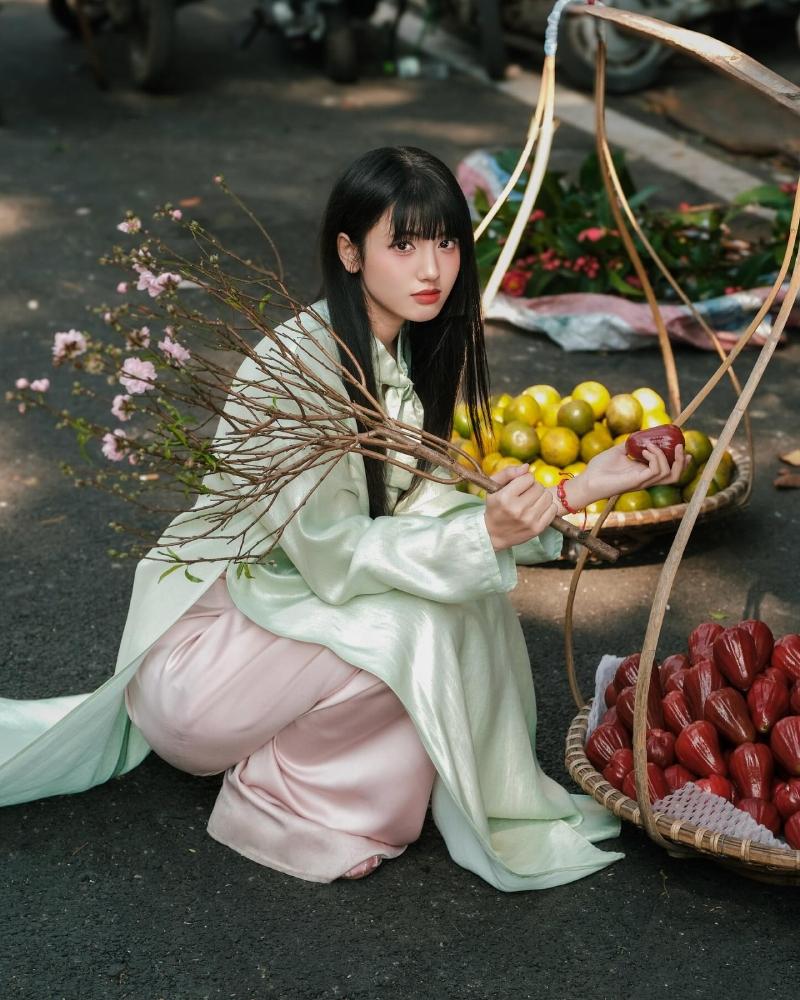 Phối hợp màu sắc trang phục ngày mùng 1 Tết theo phong thủy và sở thích cá nhân