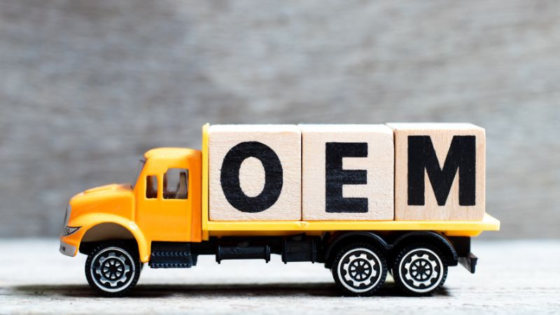 Quy trình kiểm soát chất lượng sản phẩm OEM, cho thấy sự biến đổi tùy nhà sản xuất