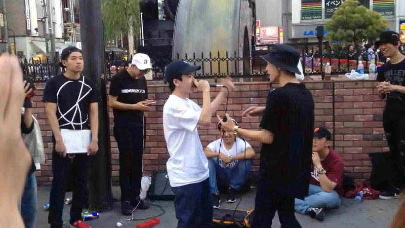 Rap diss gắn liền với văn hóa Hip-hop và các trận đấu Rap battle đường phố