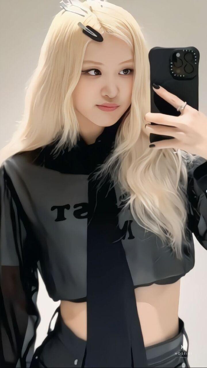 Rosé BLACKPINK với nụ cười rạng rỡ trong ảnh đời thường