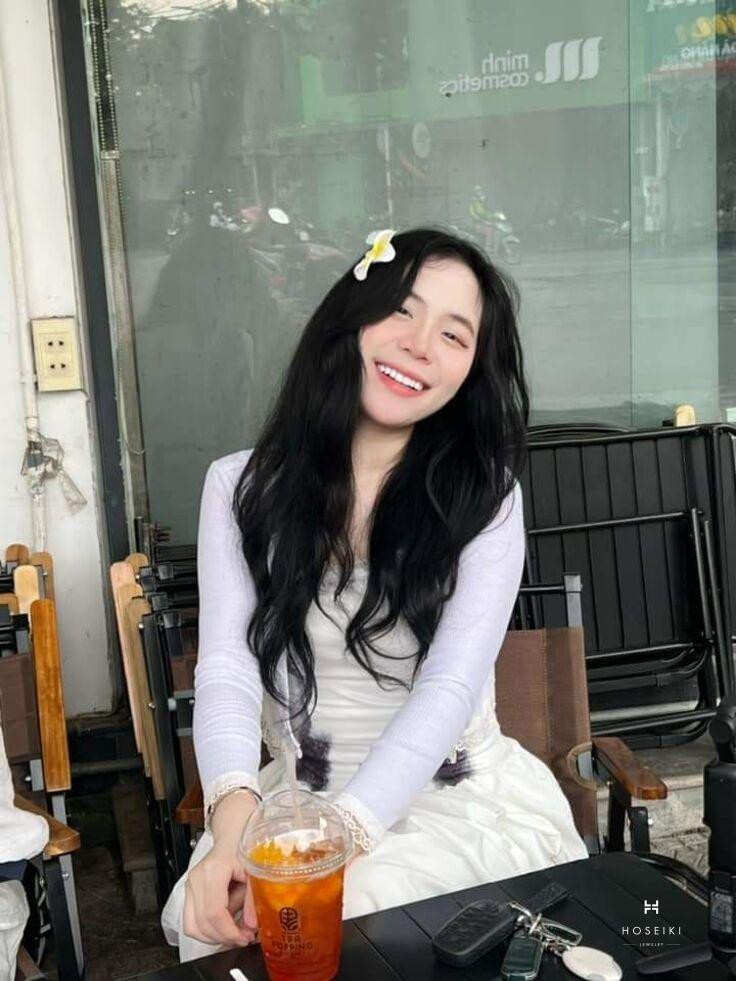 Sammy Đào chụp ảnh với phong cách năng động