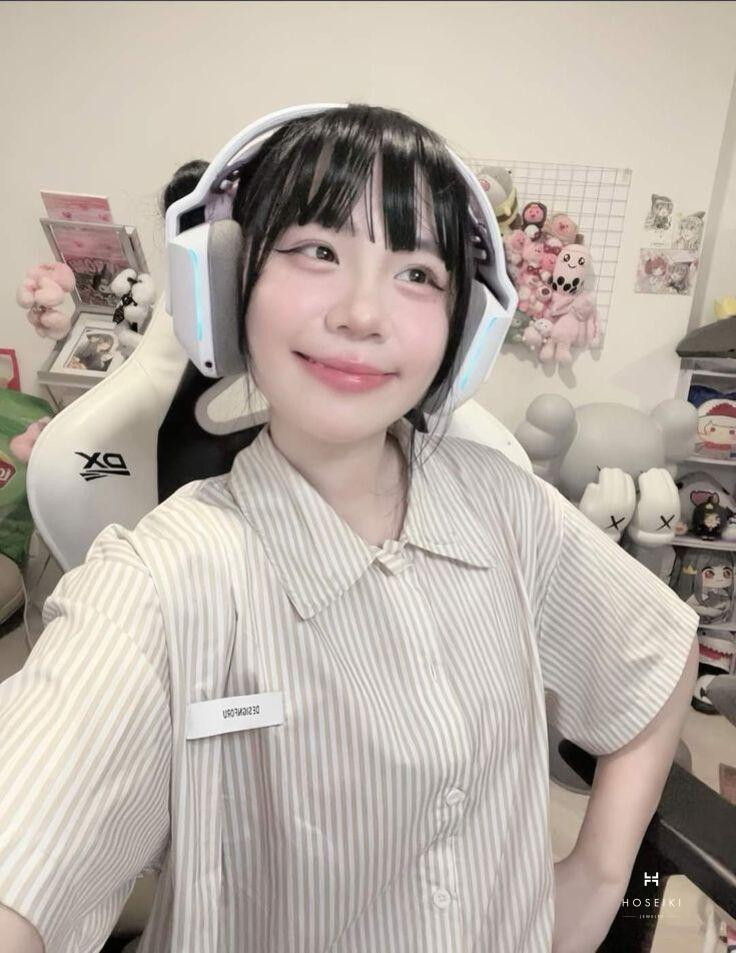 Sammy Đào với biểu cảm vui tươi