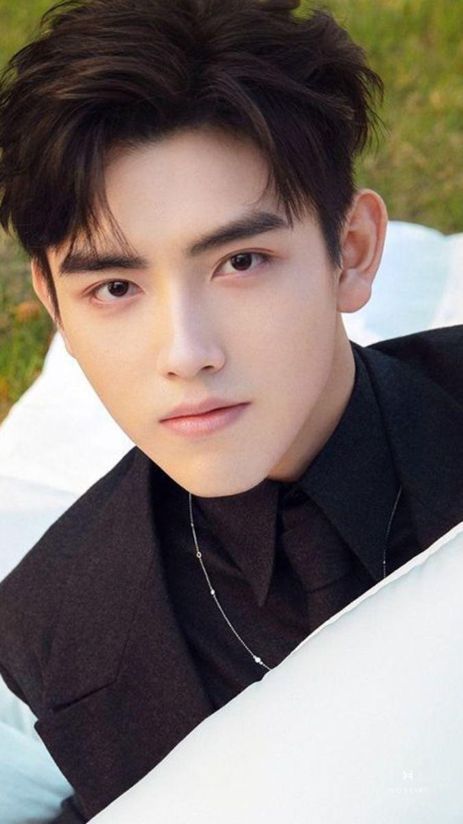 Side Part 7/3 chỉnh chu cho buổi phỏng vấn hay hẹn hò