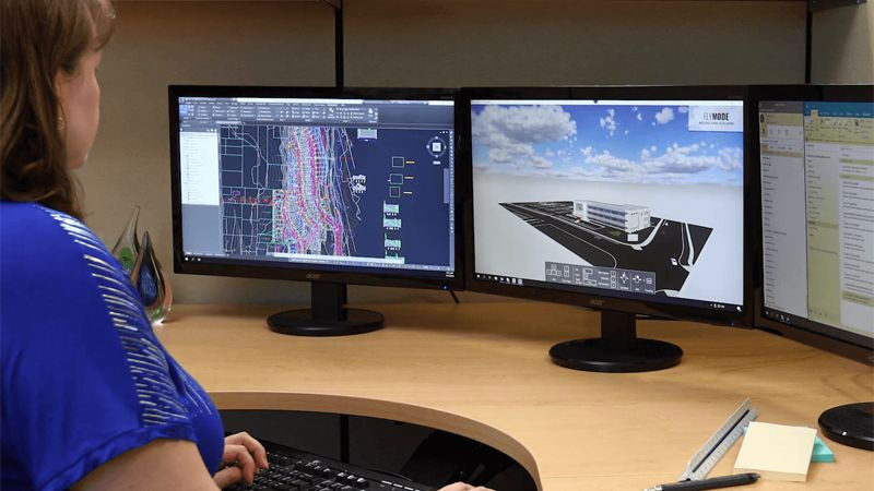 So sánh các lựa chọn máy tính khác nhau, từ máy tính thông thường đến máy trạm chuyên dụng, để đưa ra quyết định phù hợp.