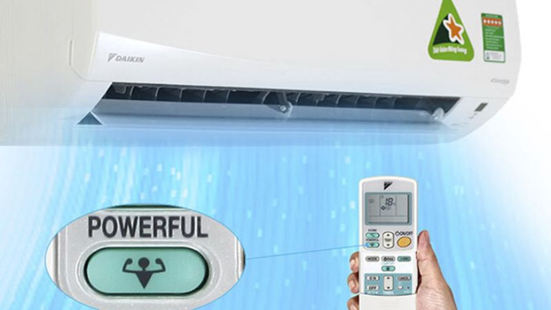 So sánh chế độ Powerful, một tính năng làm lạnh/sưởi ấm nhanh tương tự Turbo trên điều hòa Panasonic.