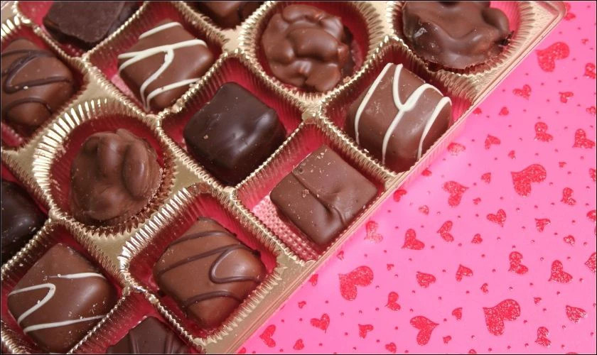 Socola viên nhiều màu sắc, ngọt ngào cho ngày lễ Tình Nhân 14-2