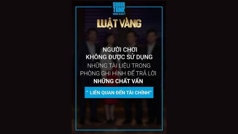 Startup trình bày ý tưởng kinh doanh trước hội đồng các nhà đầu tư (Sharks) trên sóng truyền hình Shark Tank