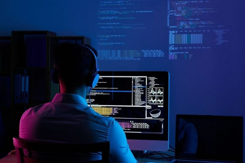 Sử dụng công cụ Kiểm tra phần tử (Inspect Element) của trình duyệt để xem Alt Text của hình ảnh