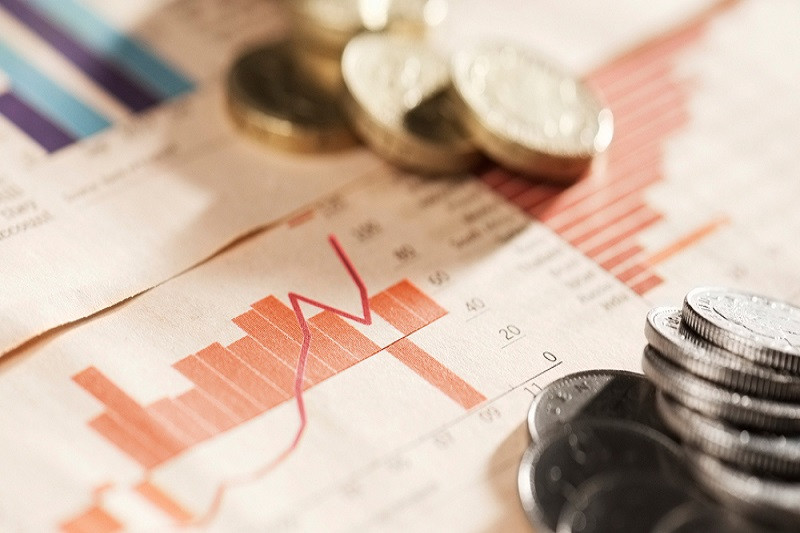 Tài chính nhà nước: Nhà nước quản lý thu chi ngân sách, ảnh hưởng đến nền kinh tế.