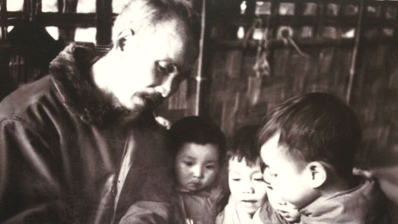 Tấm lòng Bác Hồ dành cho thế hệ trẻ