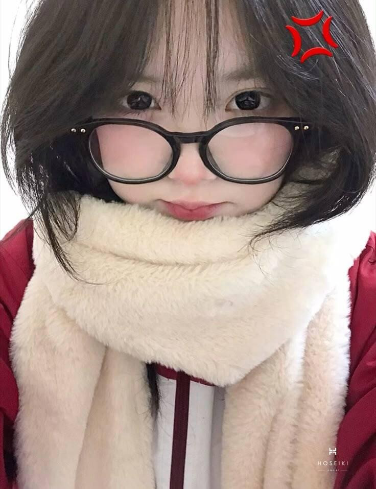 Thần thái hoàn hảo nâng tầm bức ảnh gái xinh tự sướng