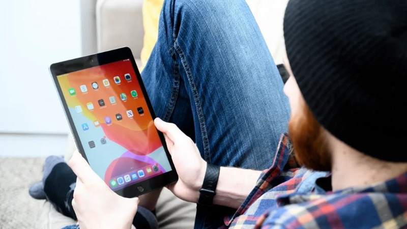 Thiết bị Hybrid Tablet kết hợp tính năng của máy tính xách tay và máy tính bảng