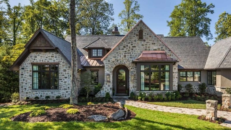 Thiết kế nhà Bắc Âu với mái bằng và vật liệu gỗ