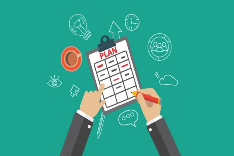 Thiết lập máy quay hoặc điện thoại để chuẩn bị quay video POV, cho thấy bước chuẩn bị kỹ lưỡng.