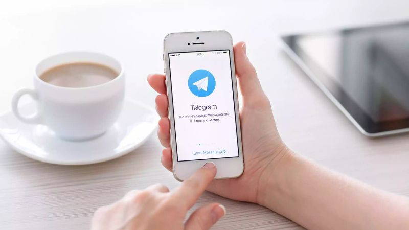 Tính năng thu nhỏ cửa sổ video để vừa xem vừa trò chuyện trong Telegram