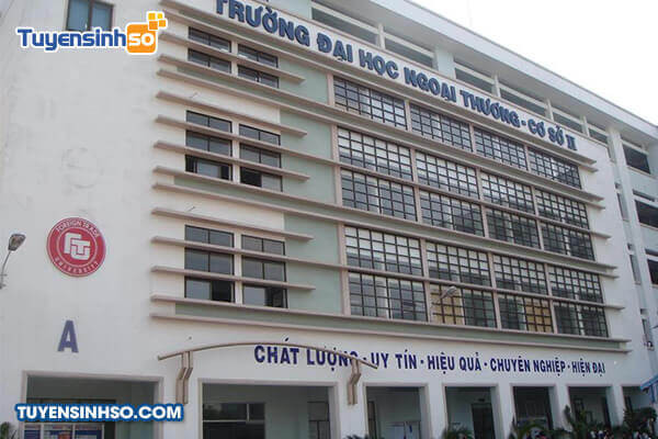 Tòa nhà chính của trường Đại học Ngoại thương Cơ sở II