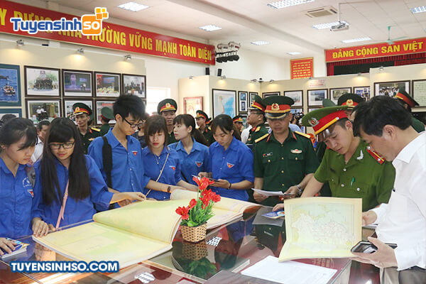 Toàn cảnh khu vực giảng đường Trường Sĩ quan Chính trị