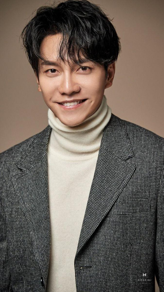 Tóc 7/3 toát lên gu đơn giản, sạch sẽ và nam tính