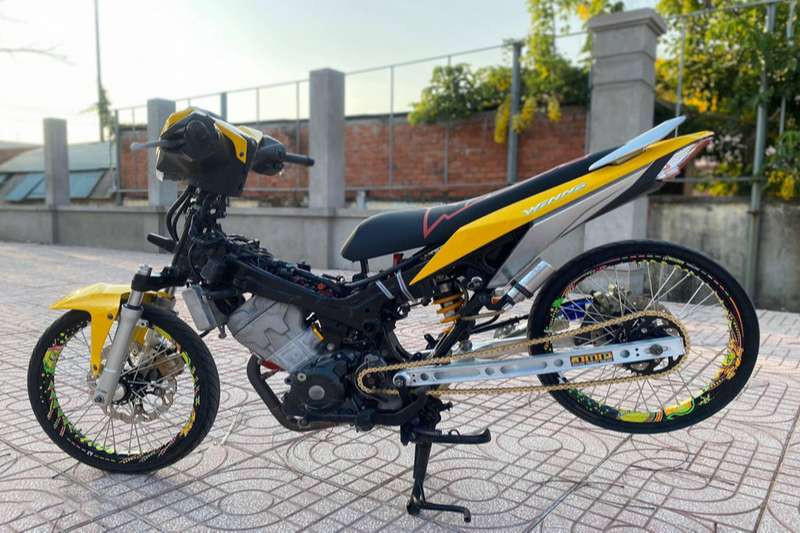 Trải nghiệm lái xe độc đáo với chiếc xe độ cá tính