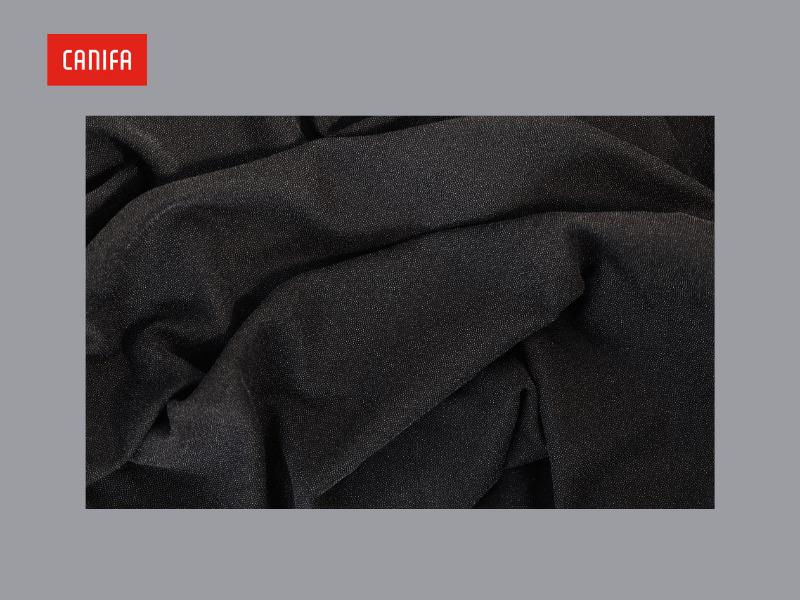 Ứng dụng của **màu xanh dương đậm** trong tác phẩm nghệ thuật ấn tượng và có chiều sâu