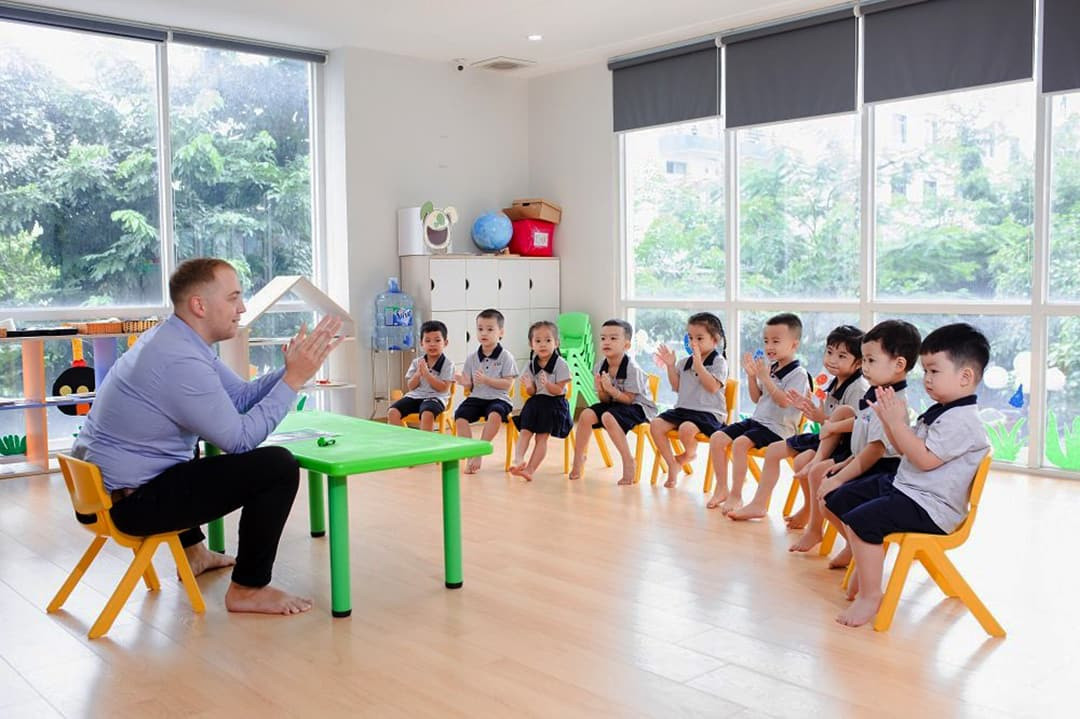 Trẻ em học tập vui vẻ tại trường mầm non Kid’s Club Quận Tân Phú