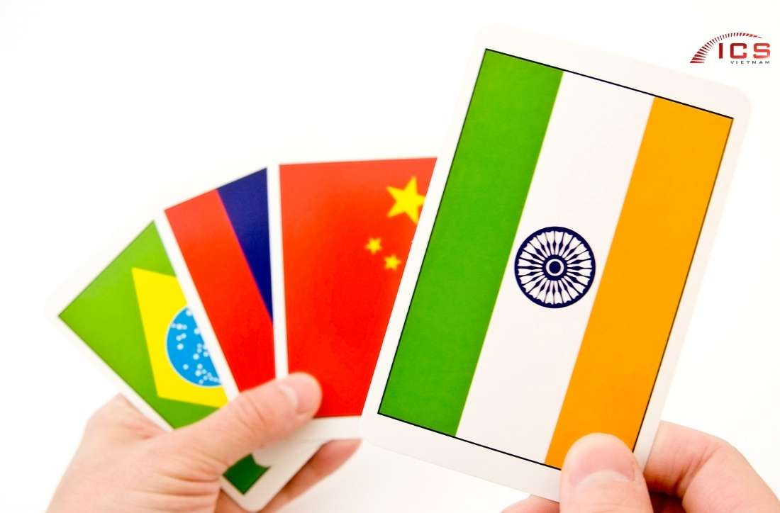 Trẻ khám phá thế giới xung quanh qua thẻ học về quốc kỳ trong phương pháp Glenn Doman