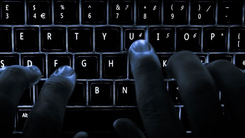 &quot;Trẻ nghé&quot; ám chỉ những người chỉ mạnh mẽ trên bàn phím