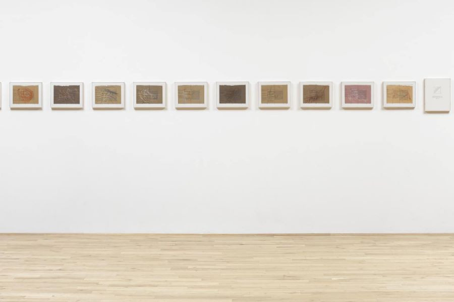 Trích đoạn từ Post-Partum Document của Mary Kelly, nghệ thuật ý niệm qua tài liệu cá nhân