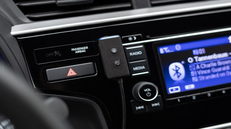 Android Auto Là Gì? Trợ Thủ Lái Xe Thông Minh Không Thể Thiếu Trên Ô Tô Trợ lý ảo Amazon Alexa for Auto tích hợp trong khoang lái ô tô