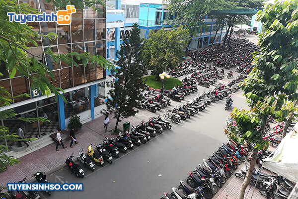 Thông tin tuyển sinh và điểm chuẩn Đại học Công nghiệp Thực phẩm Thành phố Hồ Chí Minh